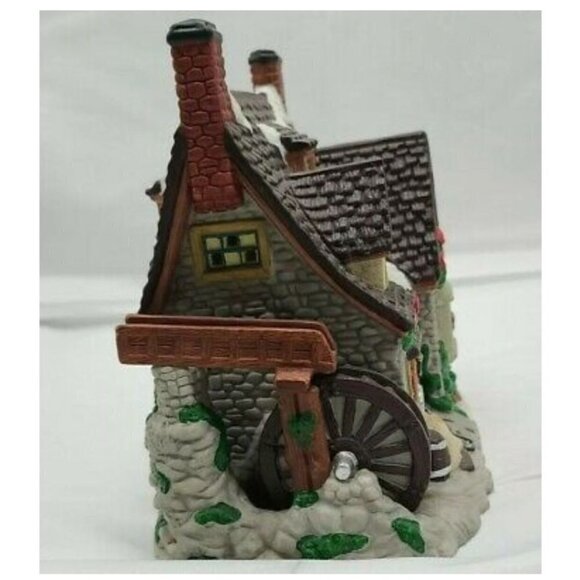 Dickens Collectables Towne Series Grist Mill Lighted House Original Box - Picture 3 of 8